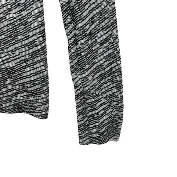 Athleta Women's S Flurry Blizzard Seamless Turtleneck Color Wren Black - Picture 7 of 7